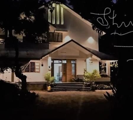 Shruthi'S Aarohi-Nature'S Retreat Mulappilangad Ngoại thất bức ảnh
